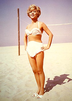 Glynis Johns image 1 of 1