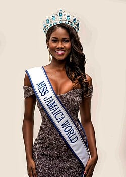 Kadijah Robinson image 1 of 4